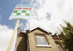 A Beginner’s Guide to Buying and Selling Your House